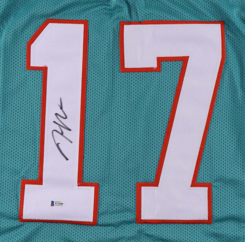 LOOK: Jaylen Waddle's Miami Dolphins jersey already in Pro Football Hall of  Fame