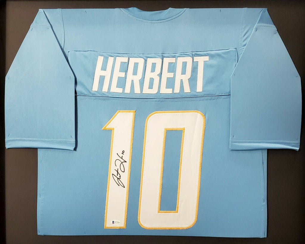 Justin Herbert Los Angeles Chargers Powder Blue Jersey Autographed 16x20 -  Beckett Authentication