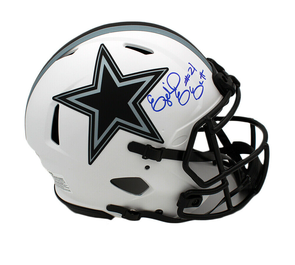 Ezekiel Elliott's new helmet for 2022 season