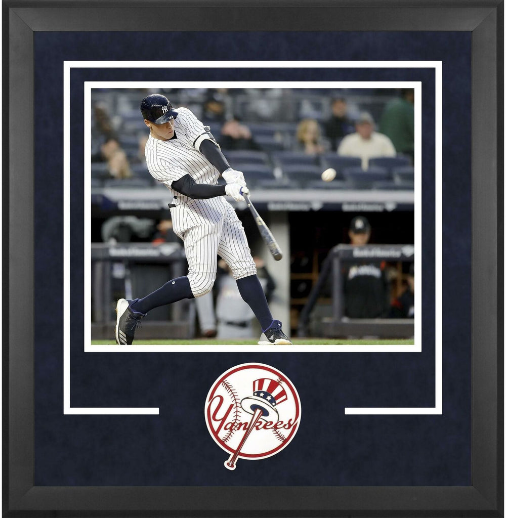Aaron Judge New York Yankees Deluxe Framed Autographed 16'' x 20