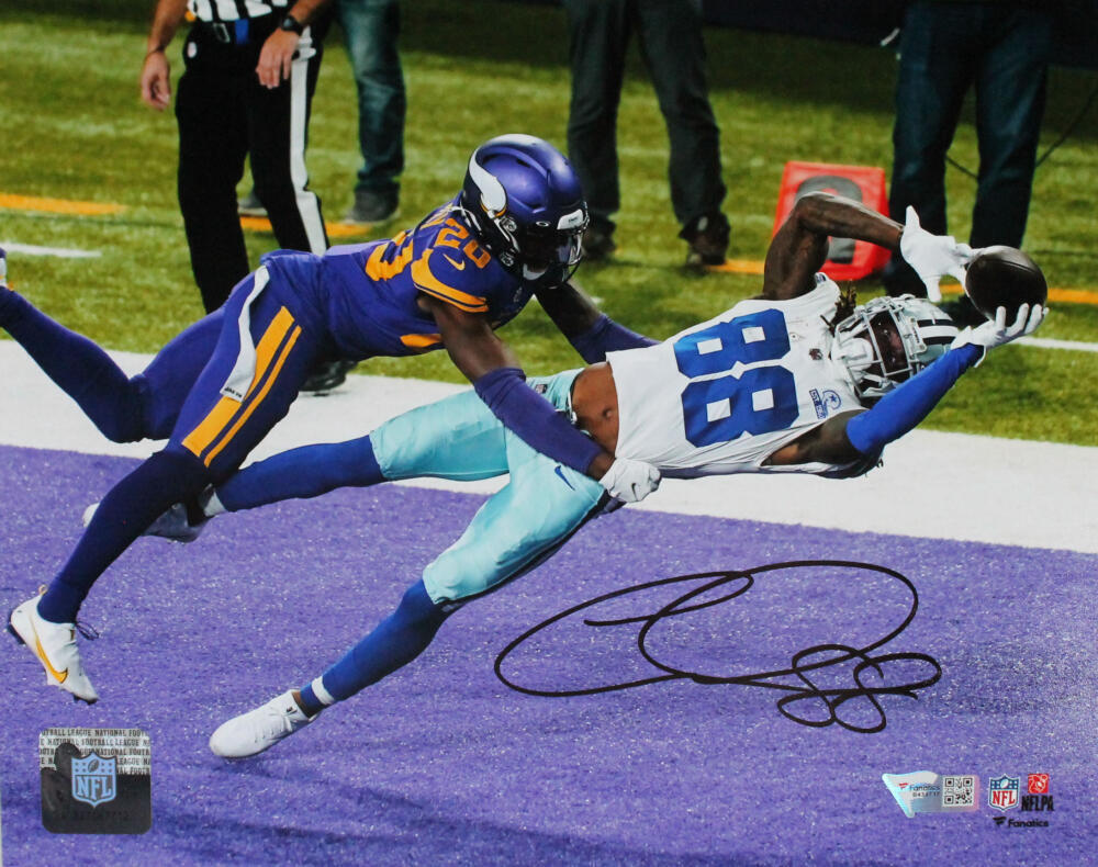 CeeDee Lamb Autographed Dallas Cowboys TD Vs Vikings 8X10 Photo-Fanati –  Super Sports Center