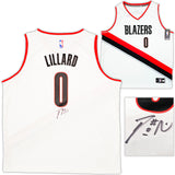 TRAILBLAZERS DAMIAN LILLARD AUTOGRAPHED WHITE FANATICS JERSEY XXL BECKETT 214828