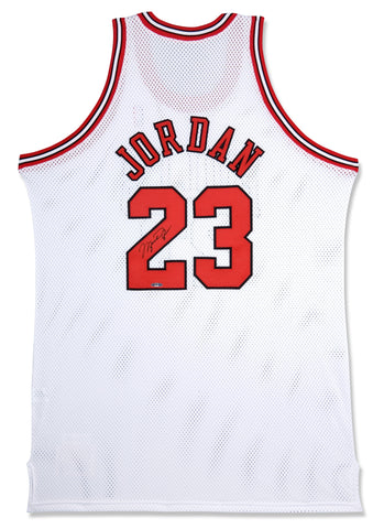 Michael Jordan Signed Chicago Bulls Home Jersey