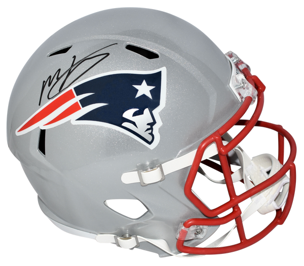 MAC JONES AUTOGRAPHED NEW ENGLAND PATRIOTS FULL SIZE SPEED HELMET BECKETT