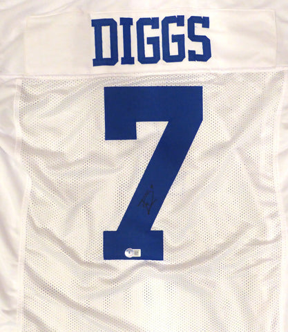 Dallas Cowboys Trevon Diggs Autographed White Jersey Beckett BAS QR #AD26145