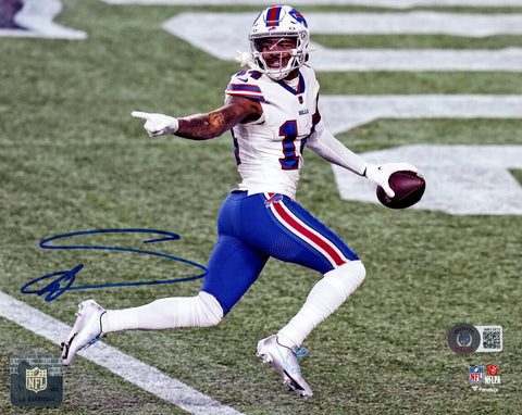 Stefon Diggs Autographed/Signed Buffalo Bills 8x10 Photo Beckett 37046