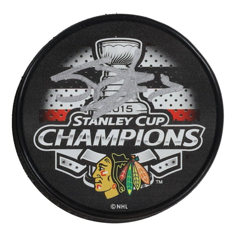 Scott Darling Signed Chicago Blackhawks Logo Puck (Schwartz) 2015 Stny Cup Champ