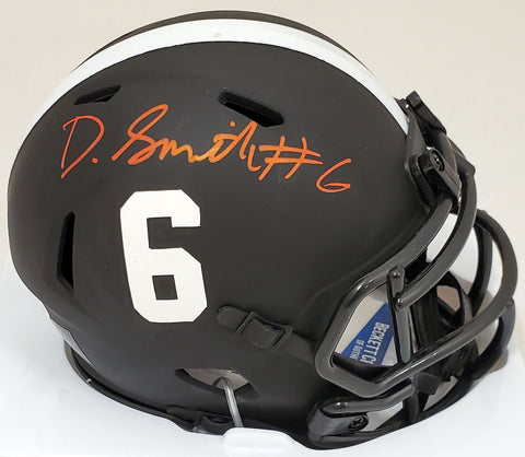 DEVONTA SMITH AUTOGRAPHED ECLIPSE BLACK ALABAMA SPEED MINI HELMET BECKETT 189550