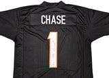 CINCINNATI BENGALS JA'MARR CHASE AUTOGRAPHED BLACK JERSEY BECKETT WITNESS 220612