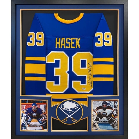 Dominik Hasek Autographed Signed Framed Buffalo Sabres Jersey BECKETT