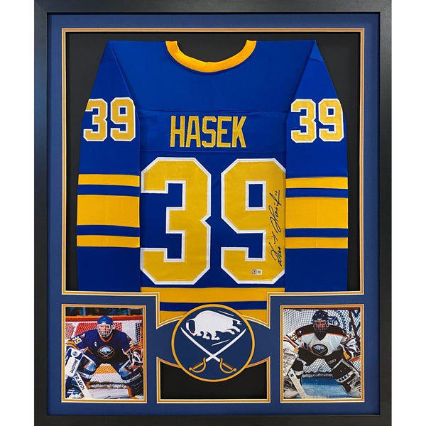 Dominik Hasek Autographed Signed Framed Buffalo Sabres Jersey BECKETT