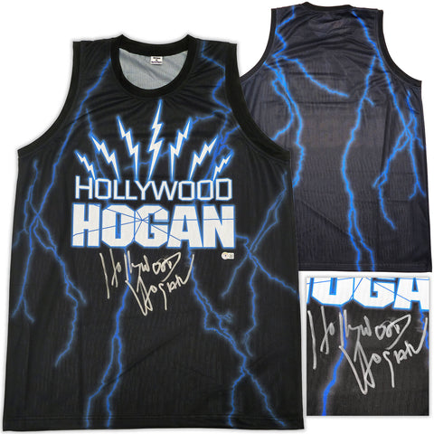 WWE HULK HOGAN AUTOGRAPHED BLACK JERSEY "HOLLYWOOD HOGAN" BECKETT WITNESS 233368