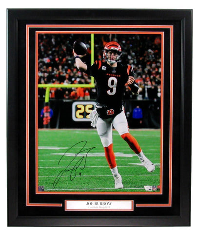 Joe Burrow Autographed 16x20 Photo Bengals Framed Fanatics 181157