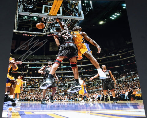 SHAQUILLE SHAQ O'NEAL SIGNED LOS ANGELES LAKERS VS MUTOMBO 16x20 PHOTO BECKETT