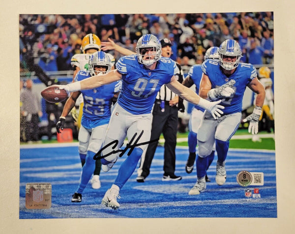 AIDAN HUTCHINSON SIGNED DETROIT LIONS 8X10 PHOTO BECKETT QR