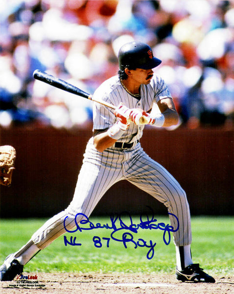 Benito Santiago Signed San Diego Padres Action 8x10 Photo w/ROY - (SCHWARTZ COA)