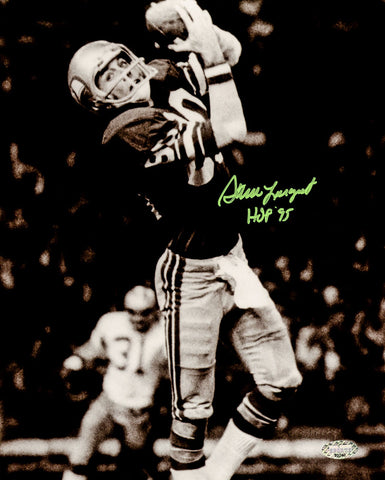 STEVE LARGENT AUTOGRAPHED 8X10 PHOTO SEATTLE SEAHAWKS "HOF 95" MCS HOLO 211083