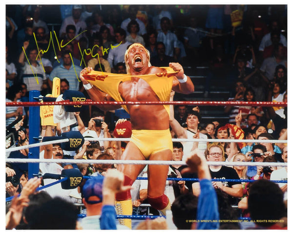 Hulk Hogan Signed WWE Hulkamania Wrestling 16x20 Photo - (SCHWARTZ COA)