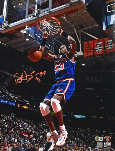 Patrick Ewing Autographed New York Knicks 16x20 Dunk Photo - Beckett W Hologram