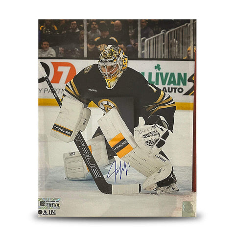 Jeremy Swayman in Goal Boston Bruins Autographed 16x20 Hockey Photo JSA PSA