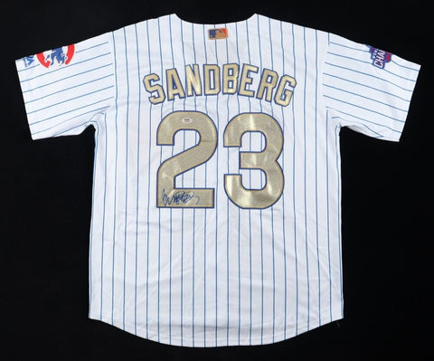 Ryne Sandberg Signed Chicago Cubs Majestic Jersey (PSA) HOF / 2nd Baseman