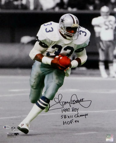 Tony Dorsett Signed Cowboys 16x20 PF BW Spotlight Photo w/3 Insc - Beckett Auth