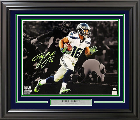 TYLER LOCKETT AUTOGRAPHED FRAMED 16X20 PHOTO SEAHAWKS SPOTLIGHT MCS HOLO 210972