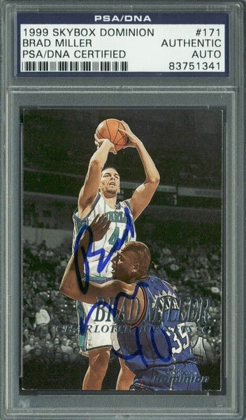 Hornets Brad Miller Authentic Signed Card 1999 Skybox Dominion #171 PSA Slabbed