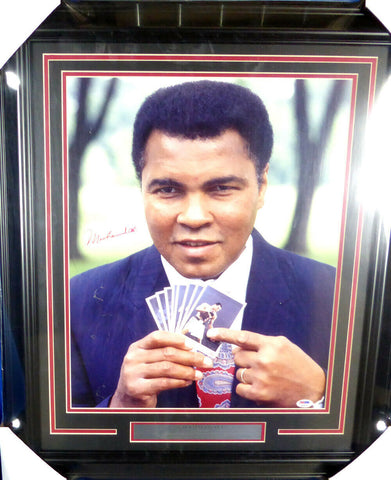 Muhammad Ali Autographed Signed Framed 16x20 Photo (Creased) PSA/DNA COA Q02875