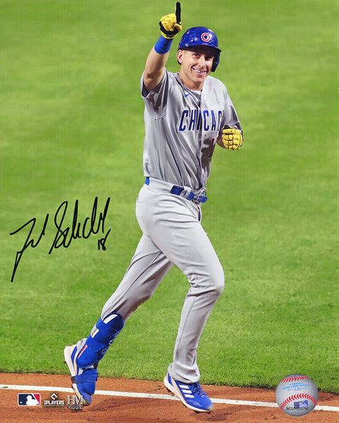 Frank Schwindel Signed Chicago Cubs Action 8x10 Photo - (SCHWARTZ COA)