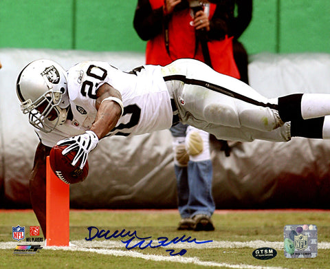 DARREN MCFADDEN AUTOGRAPHED SIGNED 8X10 PHOTO OAKLAND RAIDERS GTSM STOCK #209002