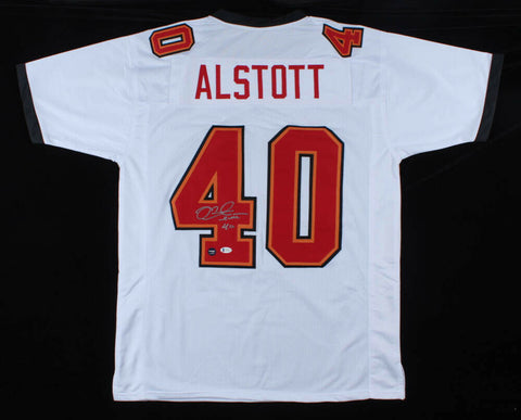 Mike Alstott Signed Tampa Bay Buccaneers Jersey (Beckett COA) 6xPro Bowl Fl Back