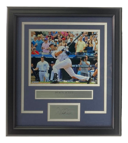 Derek Jeter Framed 8x10 Yankees 3000th Hit Photo w/ Laser Engraved Signature