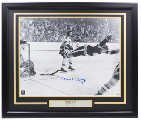 Bobby Orr Signed Framed Boston Bruins 16x20 Flying Goal Hockey Photo GNR