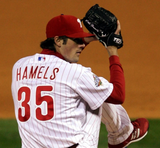 Cole Hamels Signed Philidelphia Phillies Jersey (Beckett) 2008 W.S. Champ & MVP