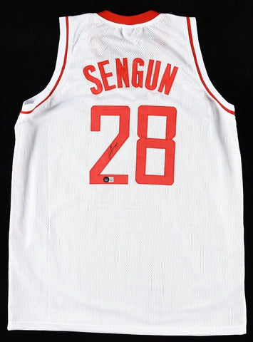 Alperen Sengun Signed Houston Rockets Jersey (Beckett) 2021 1st Round Draft Pk