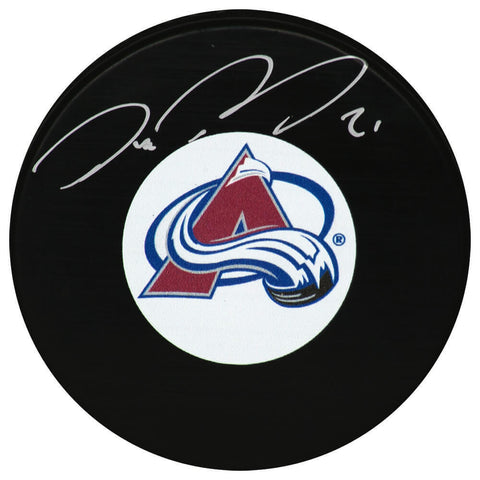 Peter Forsberg Signed Colorado Avalanche Logo Hockey Puck -(SCHWARTZ SPORTS COA)