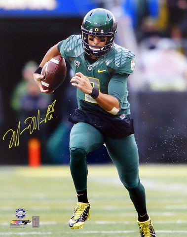 MARCUS MARIOTA AUTOGRAPHED SIGNED 16X20 PHOTO OREGON DUCKS MM HOLO STOCK #87196