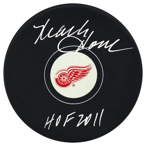 Mark Howe Signed Detroit Red Wings Logo Hockey Puck w/HOF 2011 - (SCHWARTZ COA)