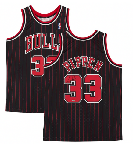 SCOTTIE PIPPEN Autographed Bulls Pinstripe Mitchell & Ness Jersey FANATICS