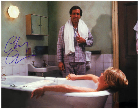 Chevy Chase Signed National Lampoon's Vacation Wife In Tub 16x20 Photo -(SS COA)