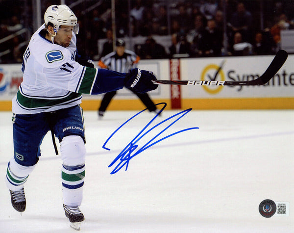 Ryan Kesler Autographed Vancouver Canucks 8x10 Photo Beckett 46300