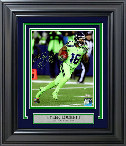 TYLER LOCKETT AUTOGRAPHED FRAMED 8X10 PHOTO SEAHAWKS COLOR RUSH GREEN MCS 210976