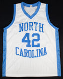 Scott Williams Signed North Carolina Tar Heels Jersey (JSA COA) Bulls, 76ers, PF