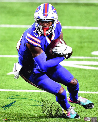 Stefon Diggs Autographed Buffalo Bills 16x20 Catch Photo-Beckett W Holo *Blue