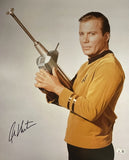 William Shatner Autographed/Signed Star Trek 16x20 Photo Beckett 46527