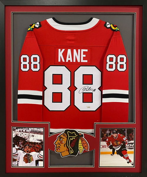 Patrick Kane Autographed Signed Framed Chicago Blackhawks Jersey FANATICS