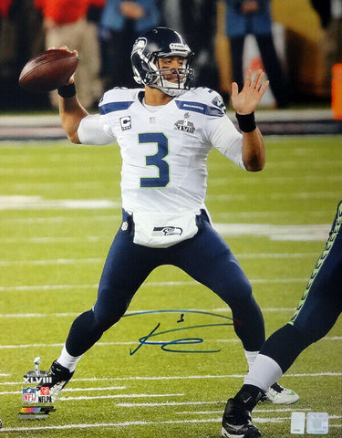 RUSSELL WILSON AUTOGRAPHED 16X20 PHOTO SEATTLE SEAHAWKS SUPER BOWL RW HOLO 88005