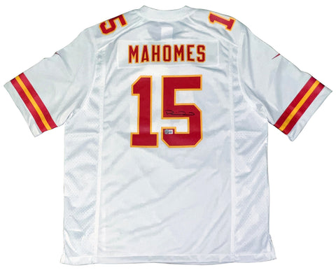 PATRICK MAHOMES SIGNED KANSAS CITY CHIEFS #15 WHITE NIKE GAME JERSEY BECKETT