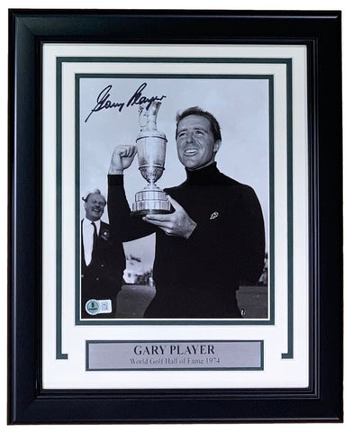 Gary Player Signed Framed 8x10 PGA Golf Trophy Photo BAS